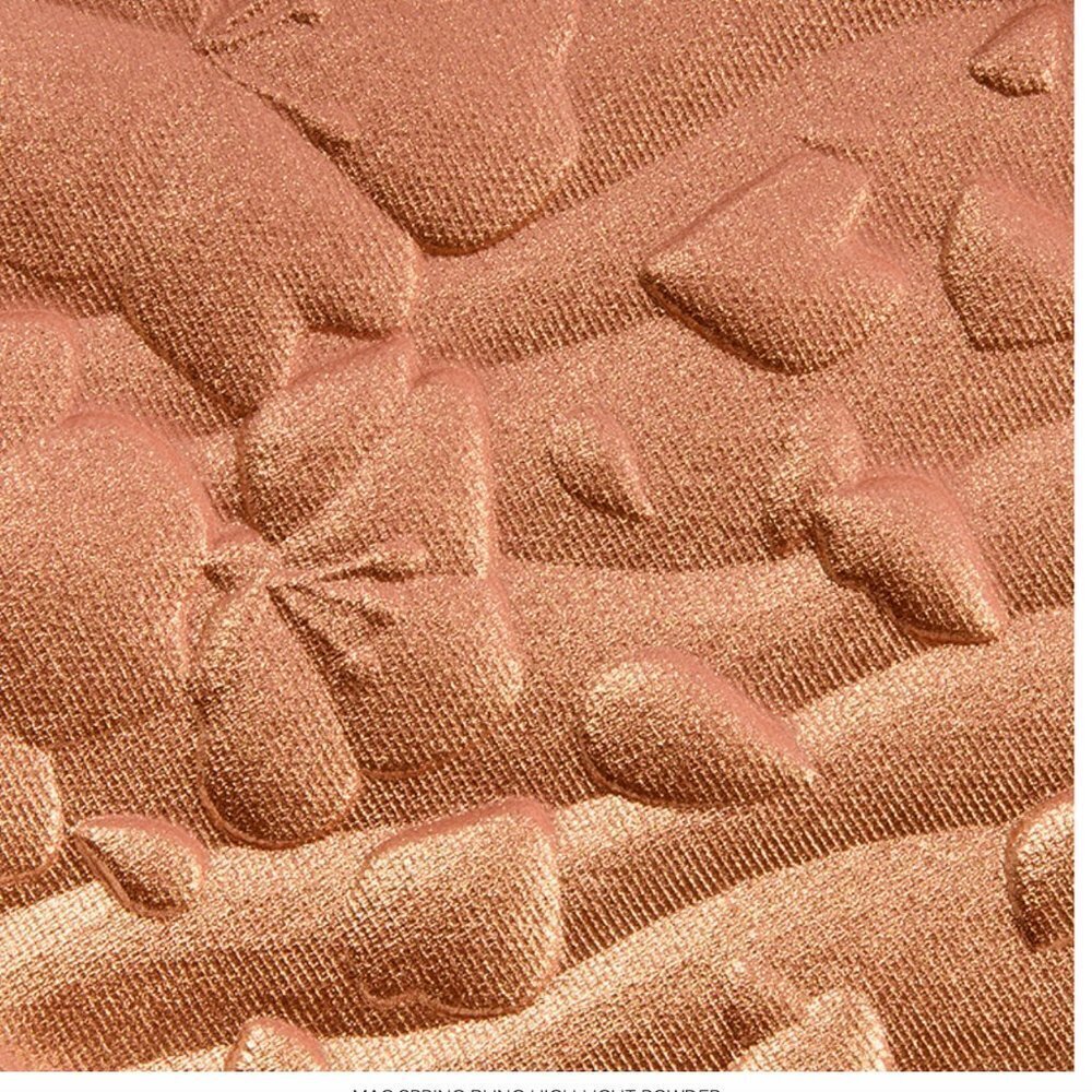 MAC Cosmetics Highlight Powder- Spring Bling - Picture 13 of 13